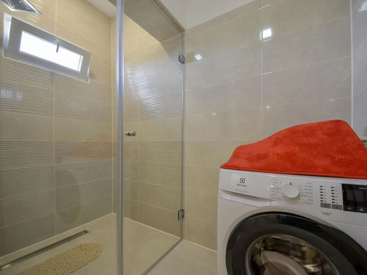 Apartment Nina By Interhome Anic